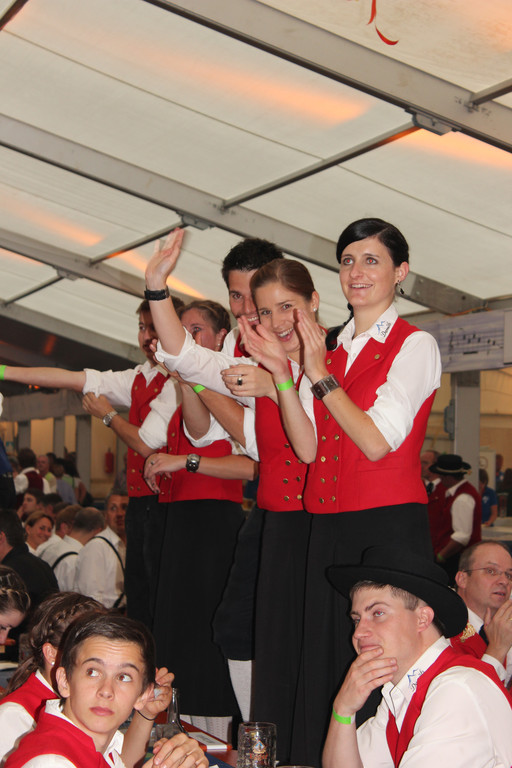 Sternaufmarsch 188_jpg-1373572930