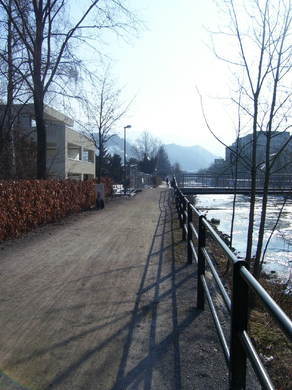 100_8962_jpg-1268131000