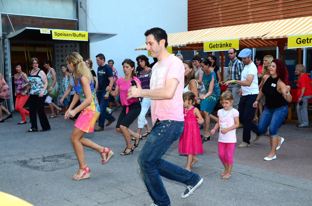 SalsaNight014.JPG