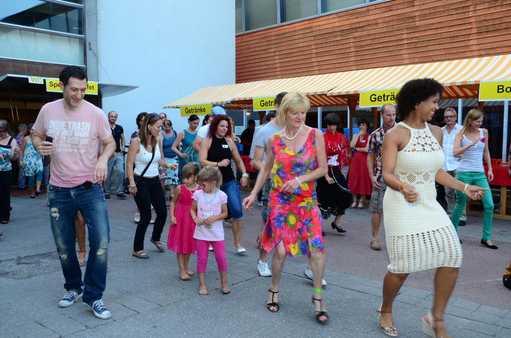 SalsaNight026.JPG
