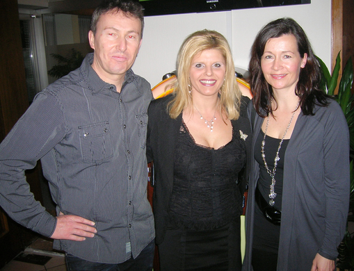 Cafe8Bell_jpg-1268144941