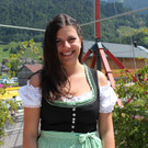 Umzug und Fahneneinzug in Au