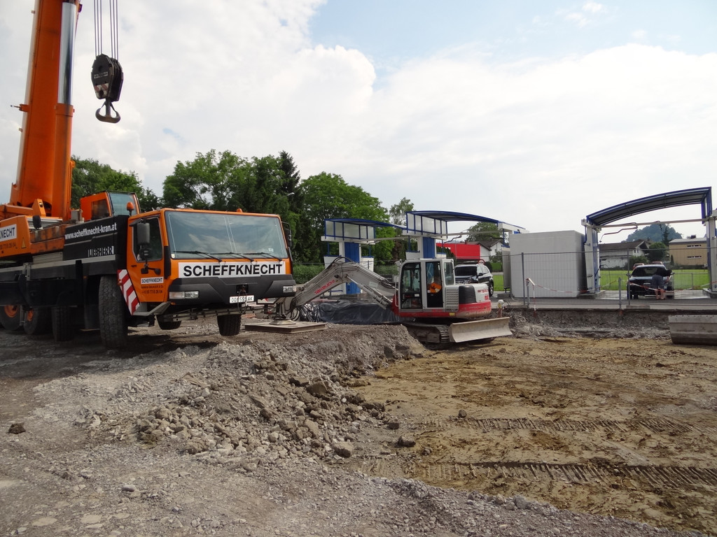 Zech Autowaschparadies_Juli 2013_JPG-1373902740