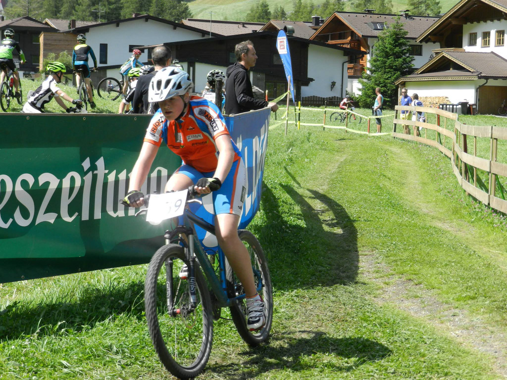 Leonie Kr__utler - 3_ Platz U11_jpg-1373953579