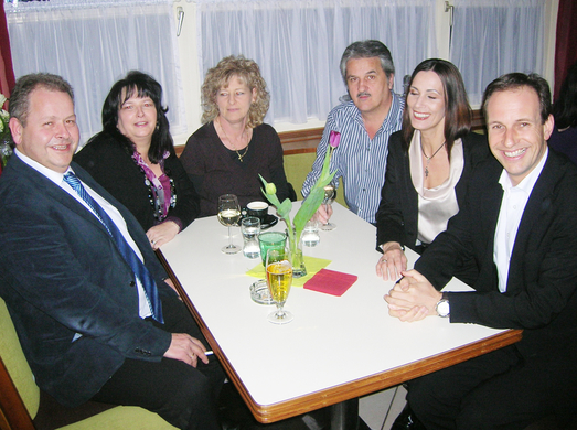 Cafe10Tisch3_jpg-1268148117