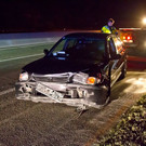 Pkw prallt auf A10 in Leitschiene
