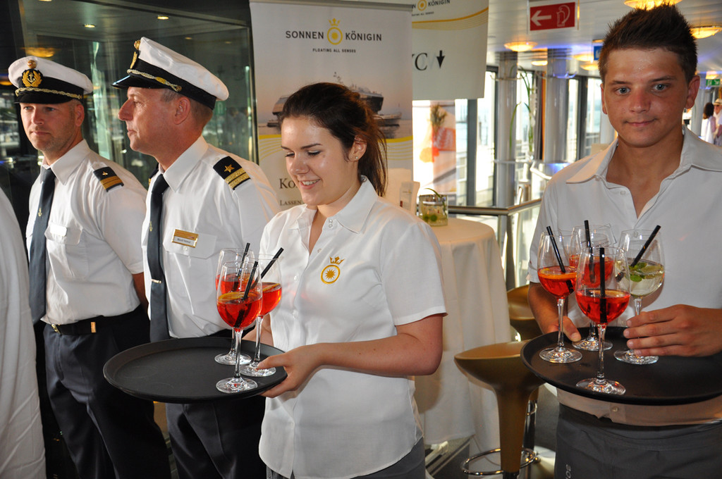 white3_jpg-1374394064