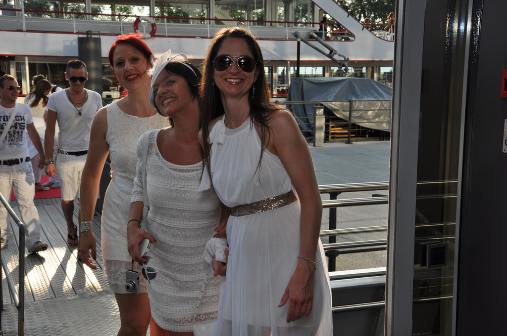 white11_jpg-1374394114