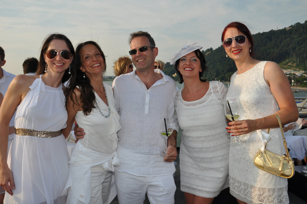 white22_jpg-1374394205