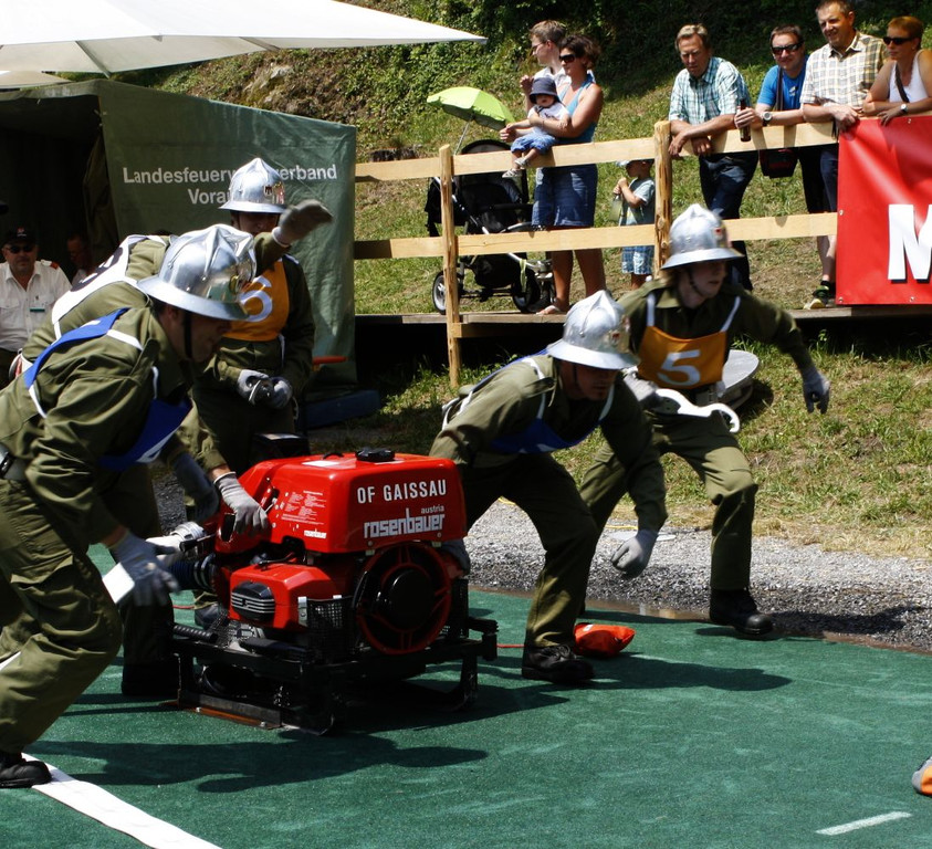 20_7_2013 Nassbewerb in Bildstein Feuerwehrfest 8_jpg-1374403422
