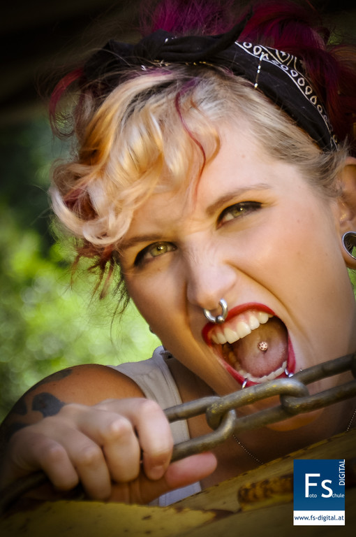 0009 - __ FotoProfi DIGITAL 2013__jpg-1374439181