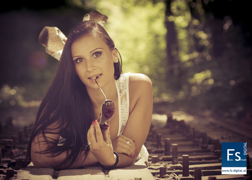 0010 - __ FotoProfi DIGITAL 2013__jpg-1374440800