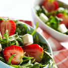 spinatsalat-mit-feta-und-erdbeeren-kochgourmet.jpg