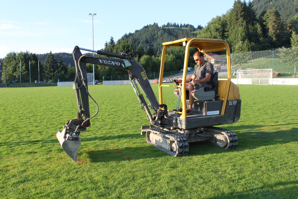 volleyball platz _25__jpg-1374925822