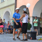 59 Ale Risorio mit Franz aus dem Publikum_JPG-1374955079