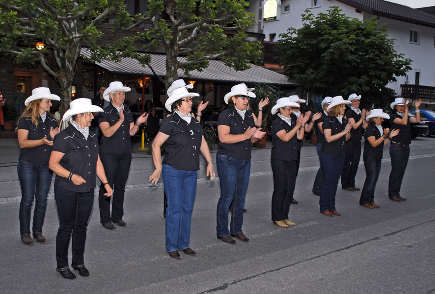 _c_ Gerhard Scopoli - Van-Dancers - 009_jpg-1375187453