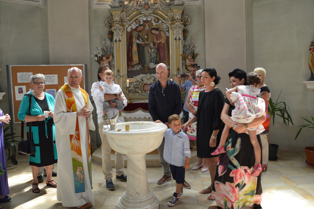 DSC_0002_JPG-1375622403