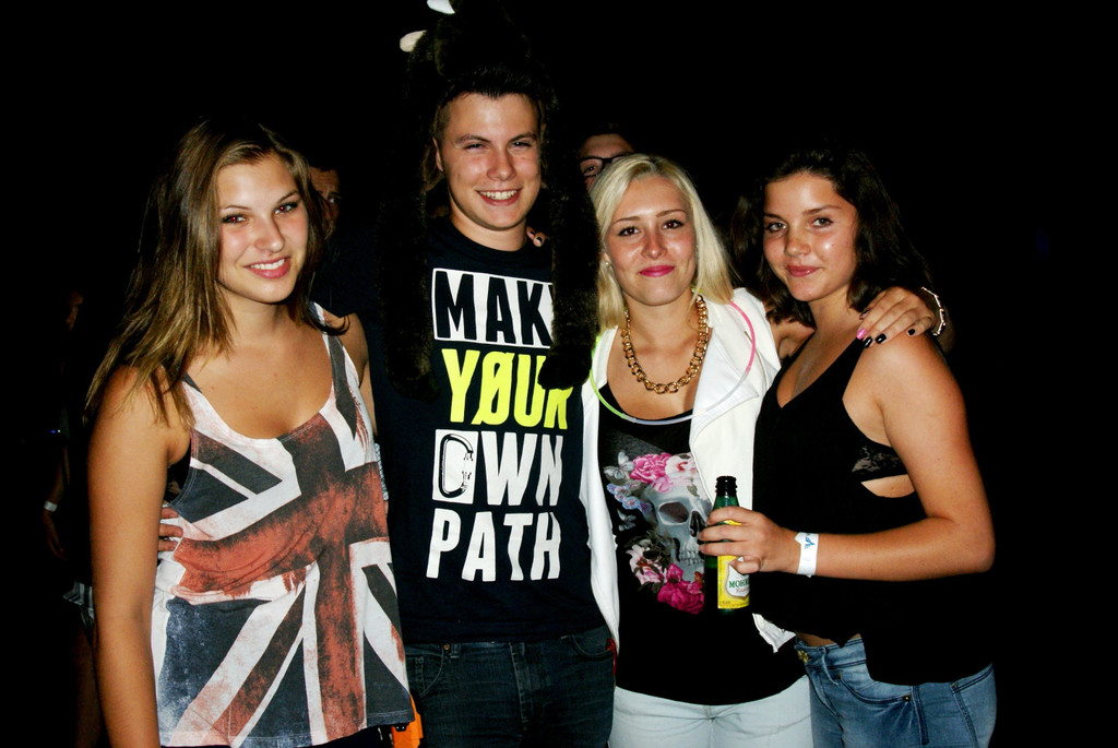 06.JPG