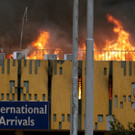 Großbrand auf Flughafen in Nairobi