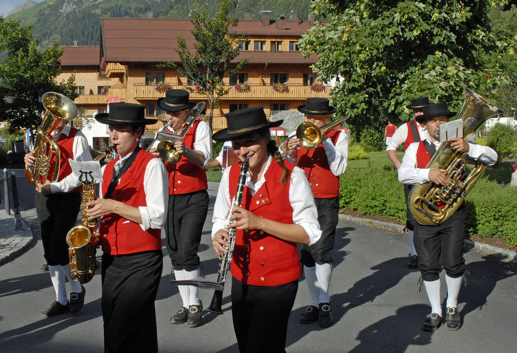 410 _c_ Gerhard Scopoli - Musikverein Alpenkl__nge Dam__ls_jpg-1375881800