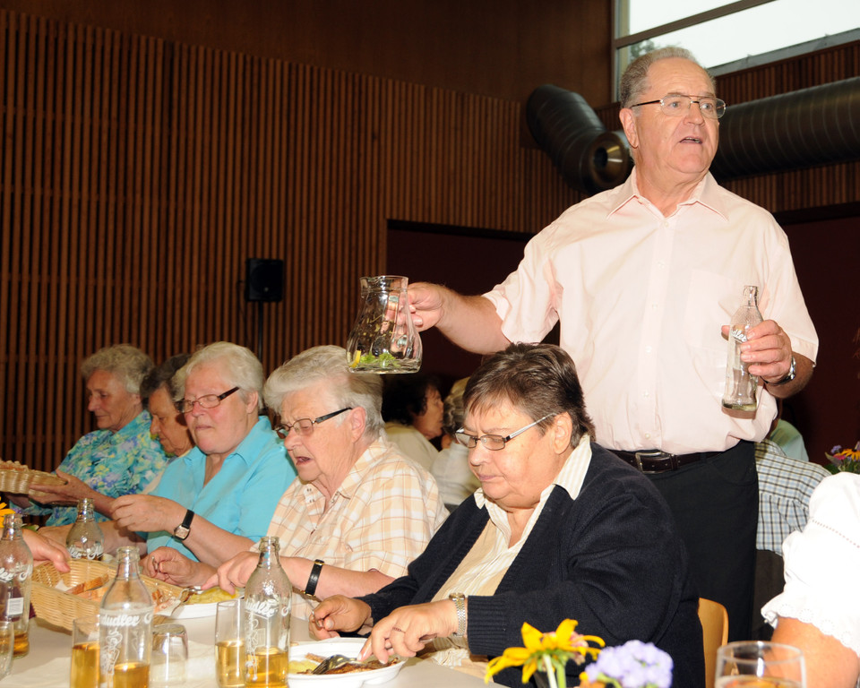 Seniorengrill H__chst 09-08-2013 16_jpg-1376067897