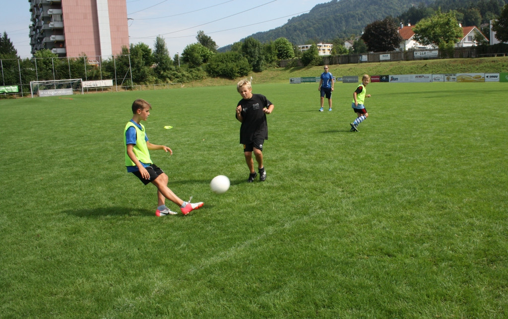 Ferienkalender FUSSBALL Camp 2013 _25__jpg-1376289606