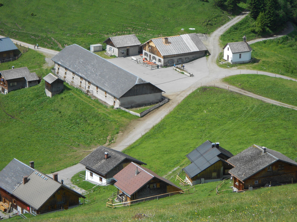 Gamp2_jpg-1376857516