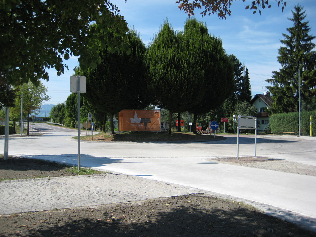 Kreisverkehr03.jpg