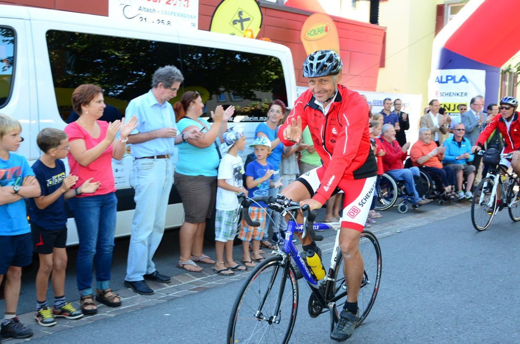 RC-Tourstart211.JPG