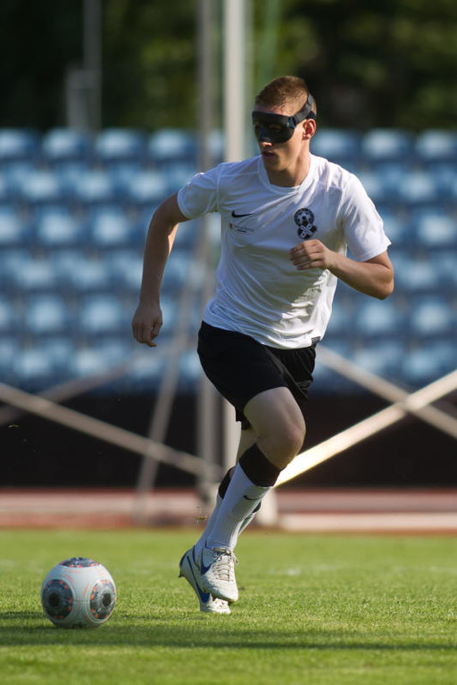 file6bfln28v28x148hm5kbs_jpg-1377180151