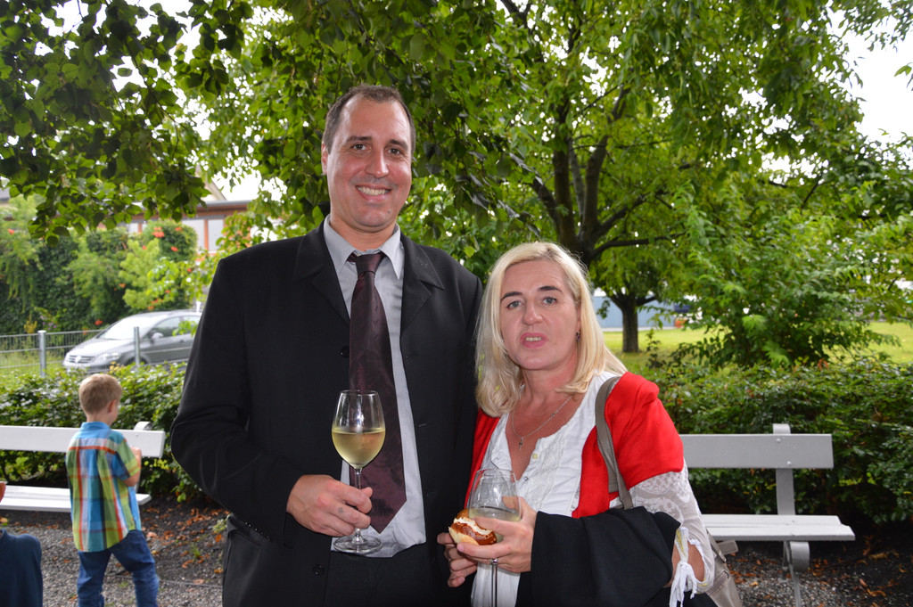 DSC_0012_JPG-1377420010