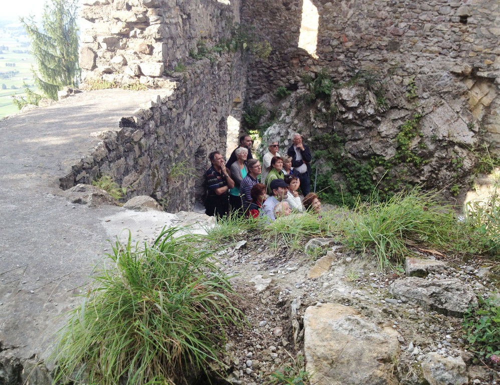 Ruine10j_jpg-1377456376