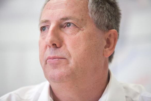 file6blnmvzlii01hoovmkdc_jpg-1377809830