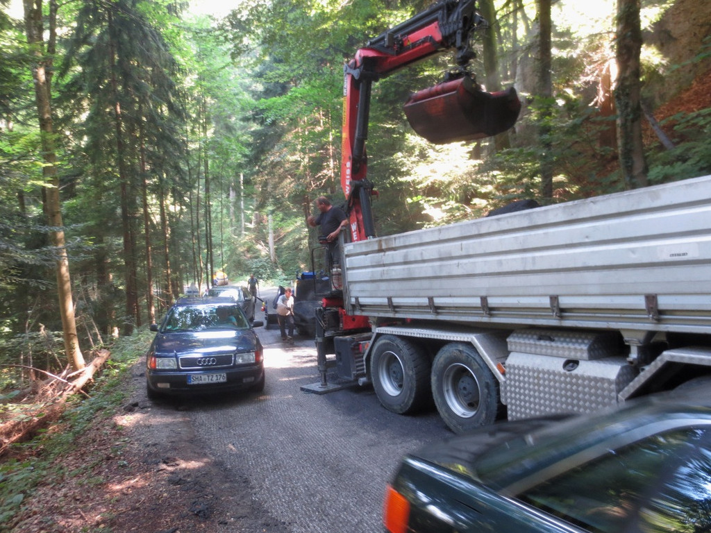 Pf__nderstra__e Asphaltierung Sch__den 2013 _11__jpg-1377849924