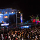Das Partyvolk in der Donaumarina S__d __ Matthias HeschlRed Bull Contentpool.jpg