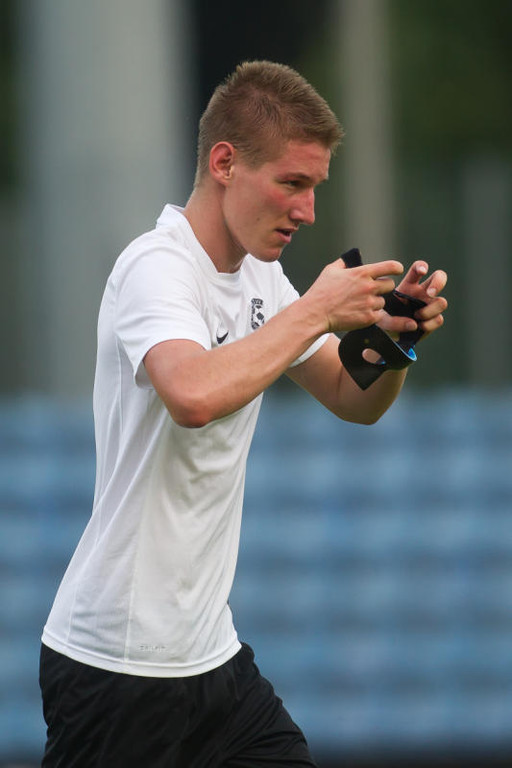 file6bmt89xqb88dt1pz59k_jpg-1377981545