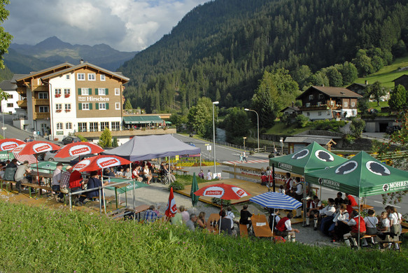 _c_ Gerhard Scopoli - Trachtengruppe Silbertal - 23_jpg-1378462067