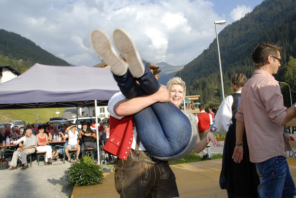 _c_ Gerhard Scopoli - Trachtengruppe Silbertal - 383_jpg-1378462200