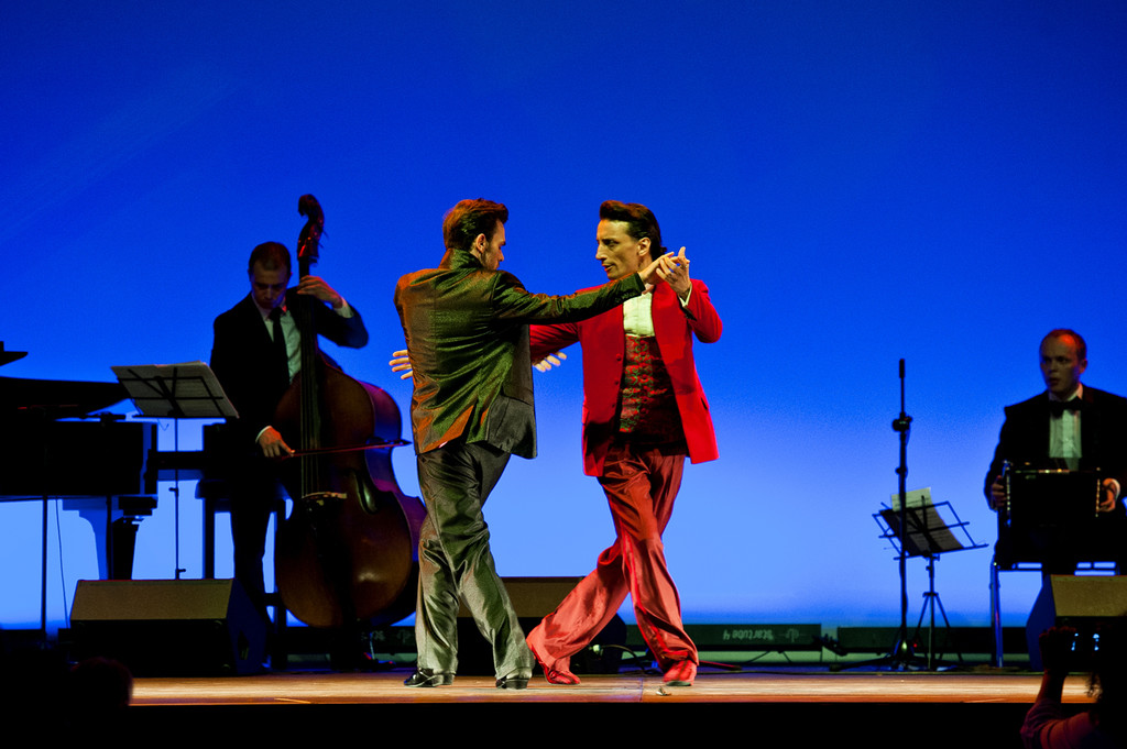 tangoen2_jpg-1378566574