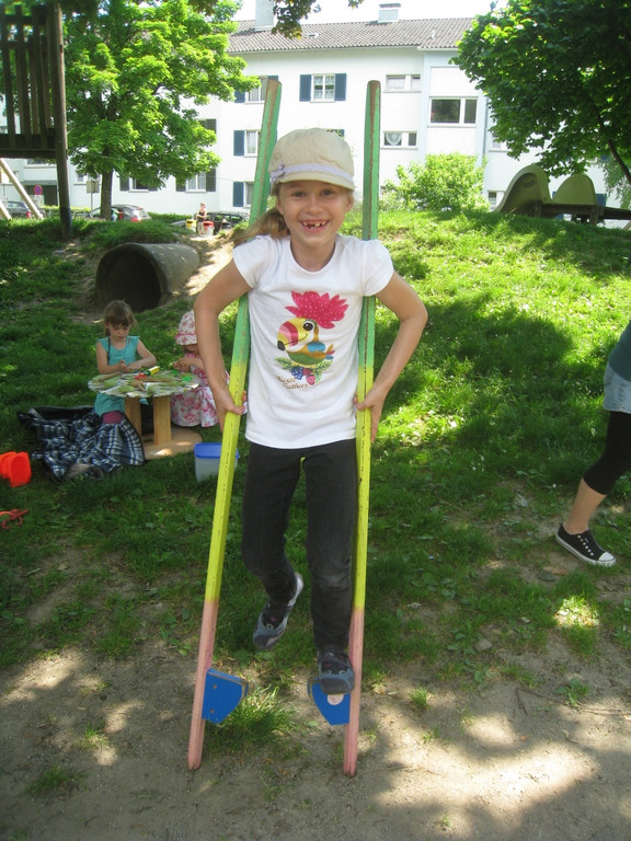 Spielbus Kinderdorf in Lochau 2012 _2__jpg-1378670424