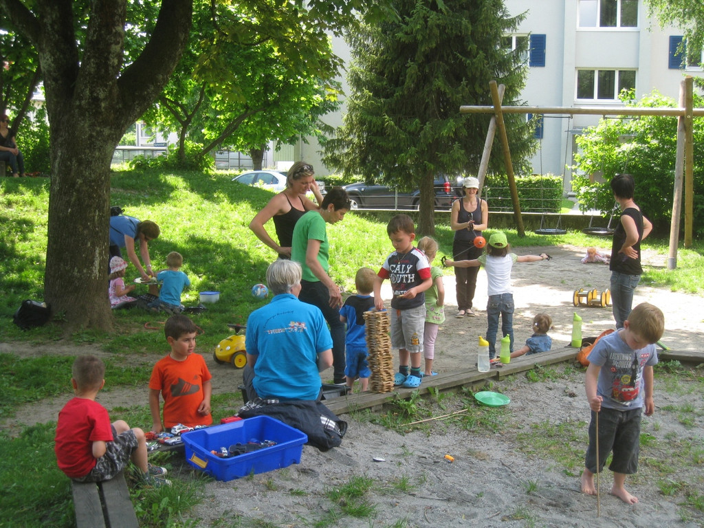 Spielbus Kinderdorf in Lochau 2012 _8__jpg-1378670461