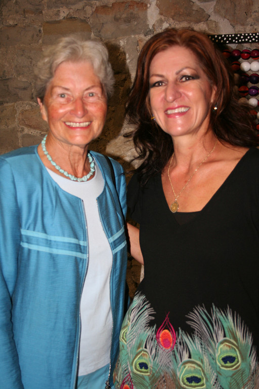 Hildegard Breiner_ Evelyn Pro____ll_jpg-1378806431