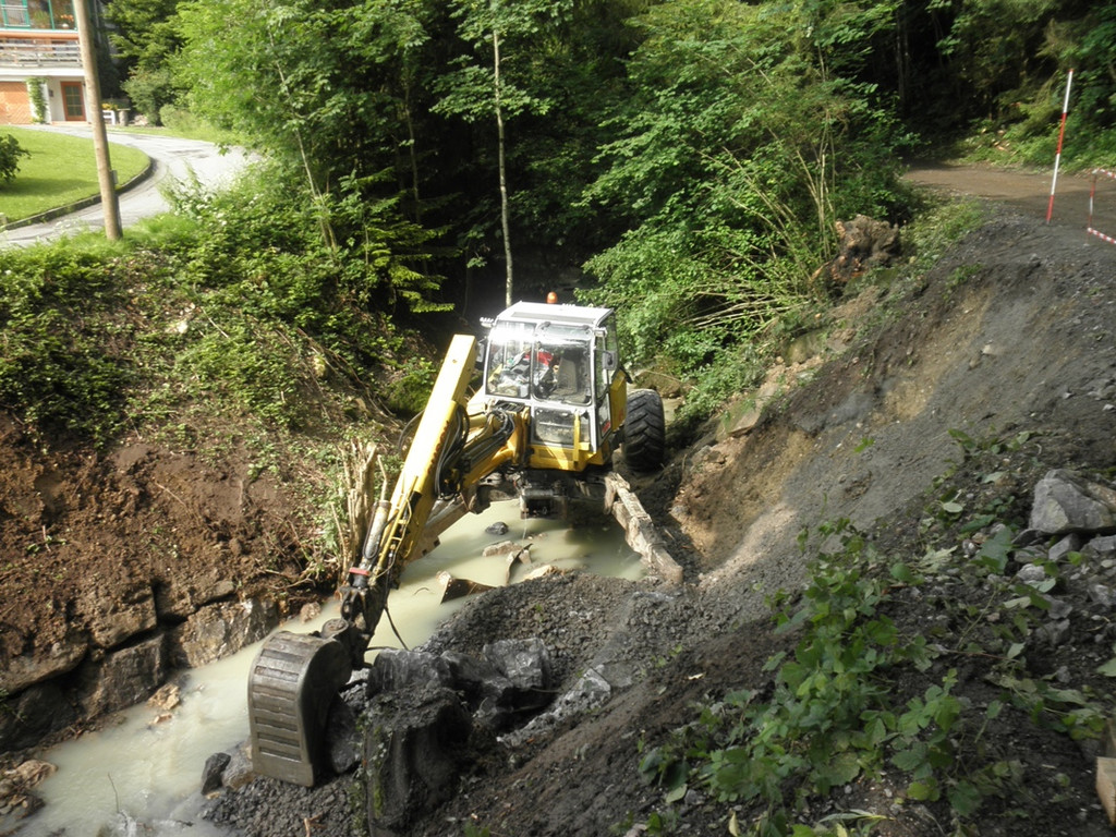 Dorfbach Sanierung Rutschungen 2013 _6__JPG-1379084941