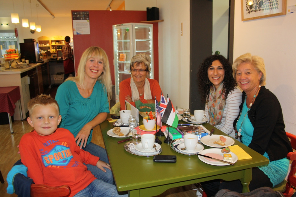 Sprachencafe 2013 Start _2__jpg-1379255776