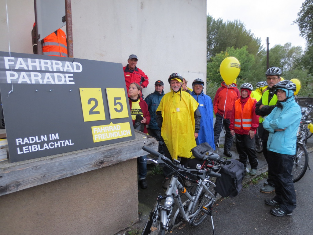 FAHR RAD Parade 2012 _2__jpg-1379276867
