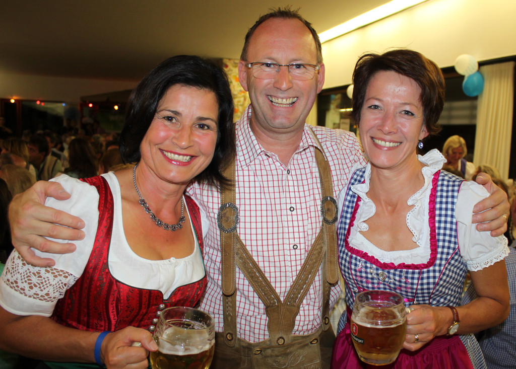 Lochau Oktoberfest Symbol 2013 VOR _2__jpg-1379329893