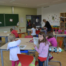 31 Schulalltag in der Mama-Muh-Klasse_ der 1b der Volksschule Oberau_JPG-1379596681