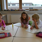 34 Schulalltag in der Mama-Muh-Klasse_ der 1b der Volksschule Oberau_JPG-1379596683