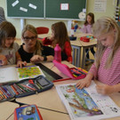 39 Schulalltag in der Mama-Muh-Klasse_ der 1b der Volksschule Oberau_JPG-1379596684