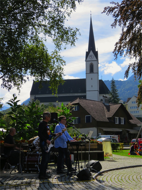 BK_Bauernmarkt_Frastanz_Dorfpark_jpg-1379796888